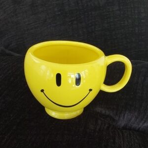 Yellow Smiley Face Mug